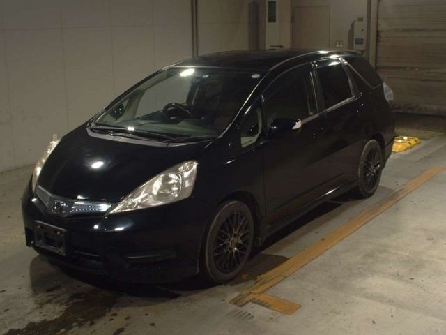 4240 Honda Fit shuttle GP2 2012 г. (TAA Kyushu)